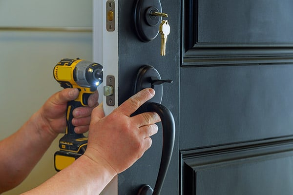 AAA&B Locksmith LLC - Residential locksmith services in Waterbury CT for door lock replacement and installation